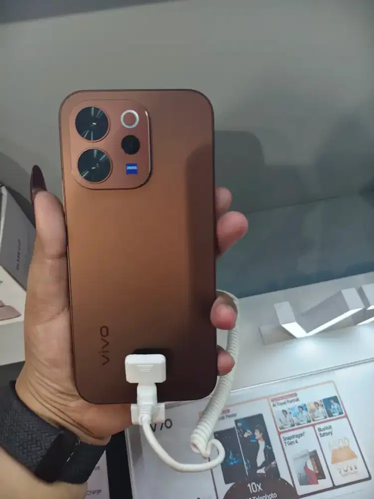 VIVO V70 5G BISA CICILAN HINGGA 12 BULAN MODAL KTP AJA