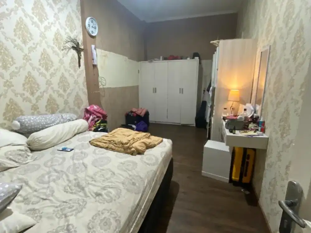 Rumah 1,5 Lantai Semi Furnished Di Cluster Cemara, Banjar Wijaya