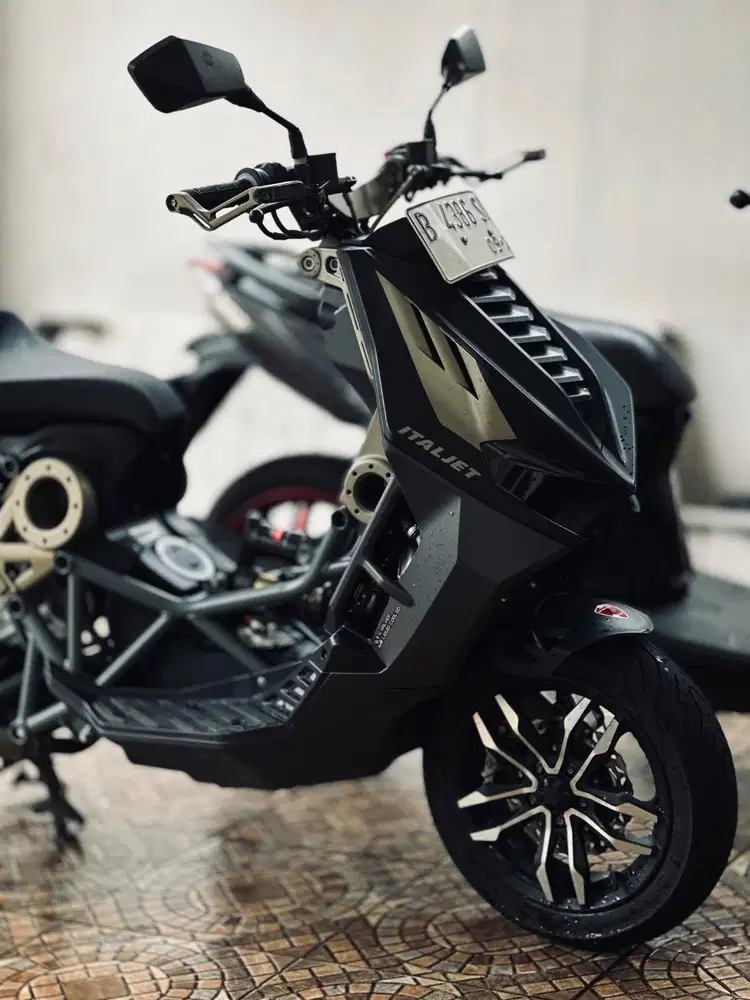 ITALJET DRAGSTER 200 LIMITED EDITION