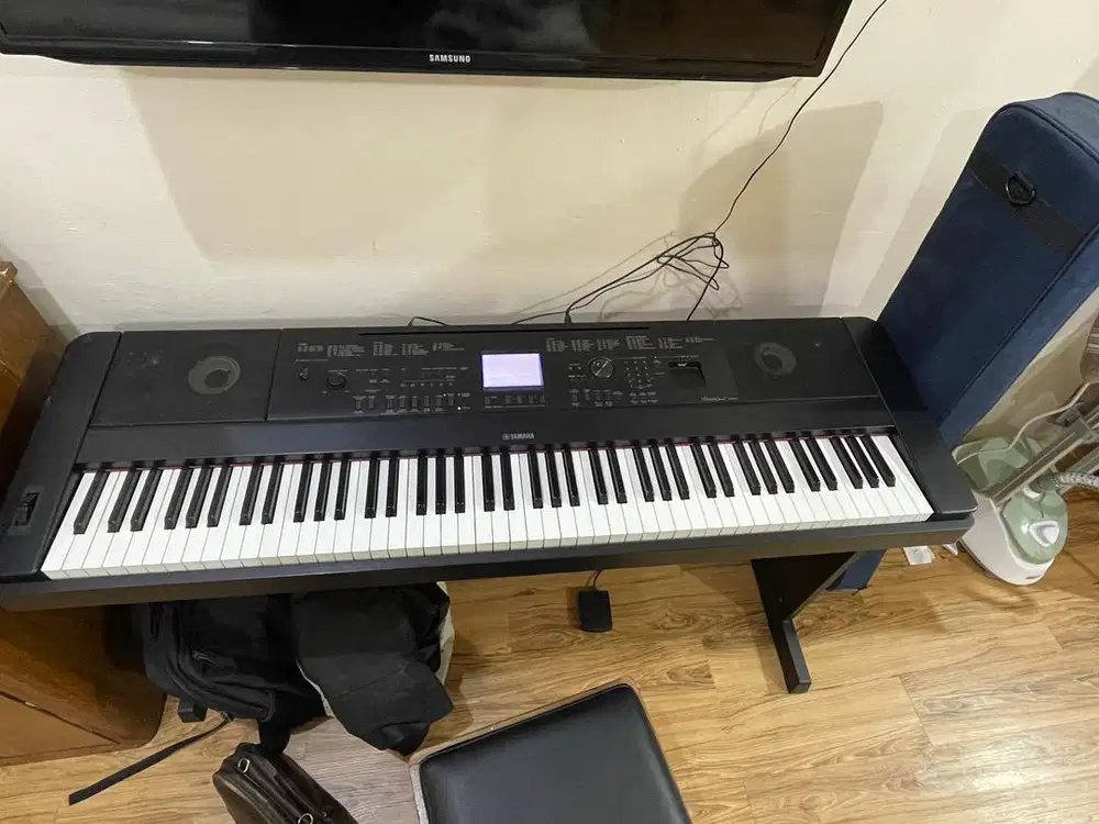 Piano yamaha DGX 660