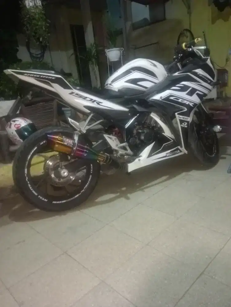 Jual motor cbr 150