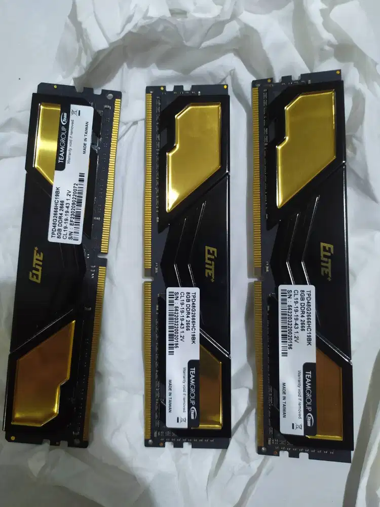 RAM PC Bekas masih bagus 8 GB DDR4, merk dan Kecepatan berbeda