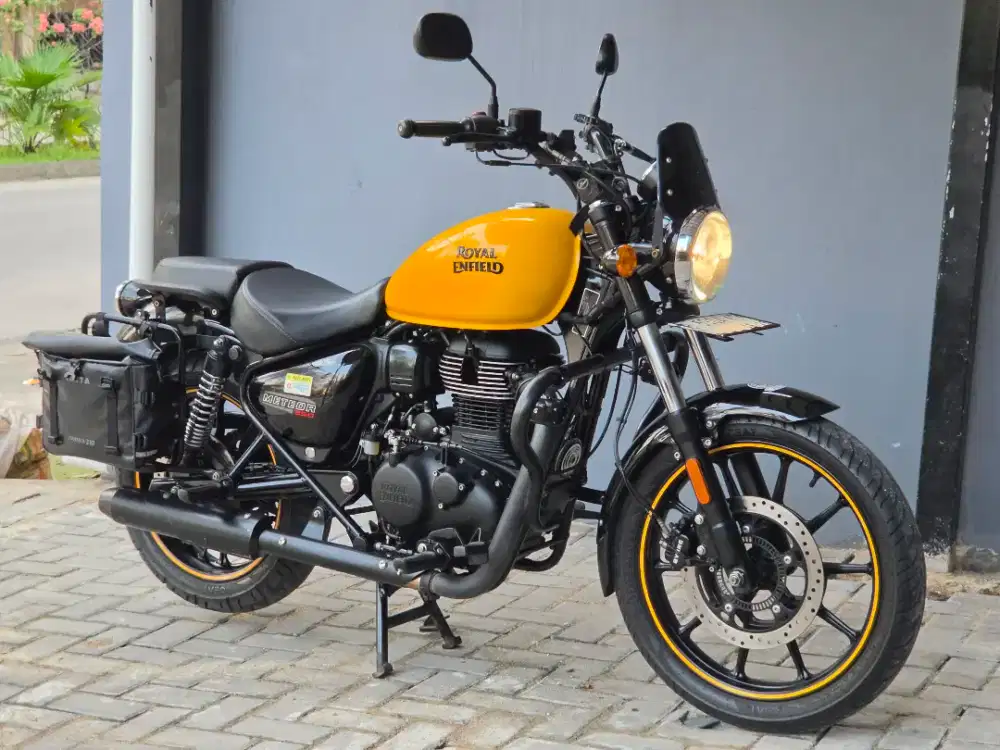 Moge Classic Royal Enfield 350 Meteor Fireball th 2022 Modif Siap Gas