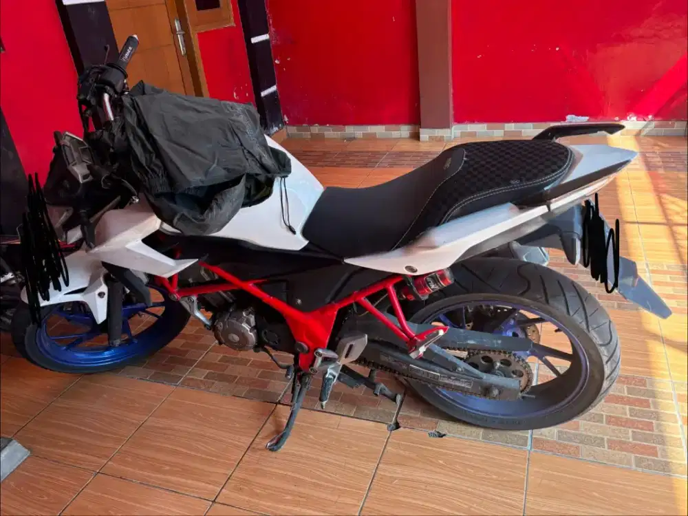 Honda CB 150 r 2016