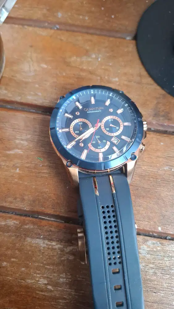 Jam tangan merk quantum bekaa