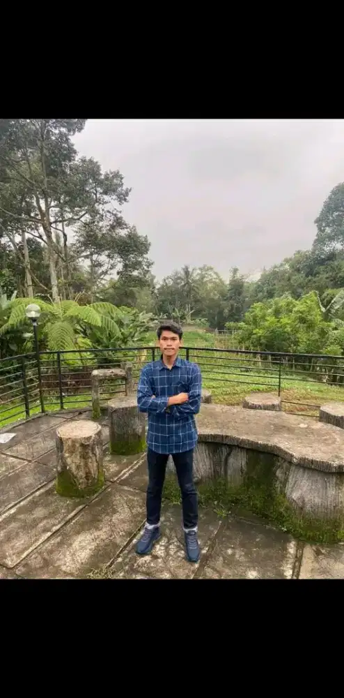 Sedang mencari lowongan pekerjaan