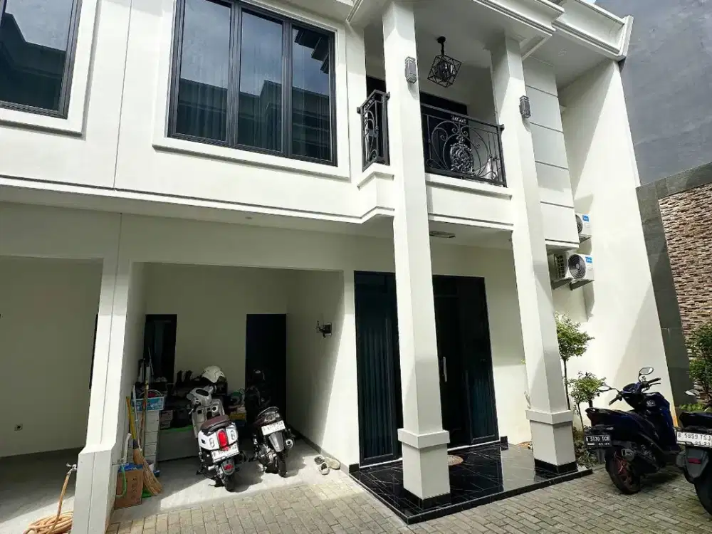 Rumah Ready 2 Lantai Dekat Sekolah NOAH Kalisari Pasar Rebo Jaktim