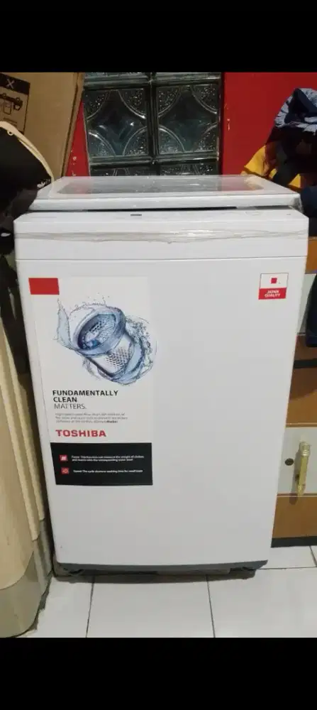 Mesin cuci bekas pemakaian baru 3bulan.