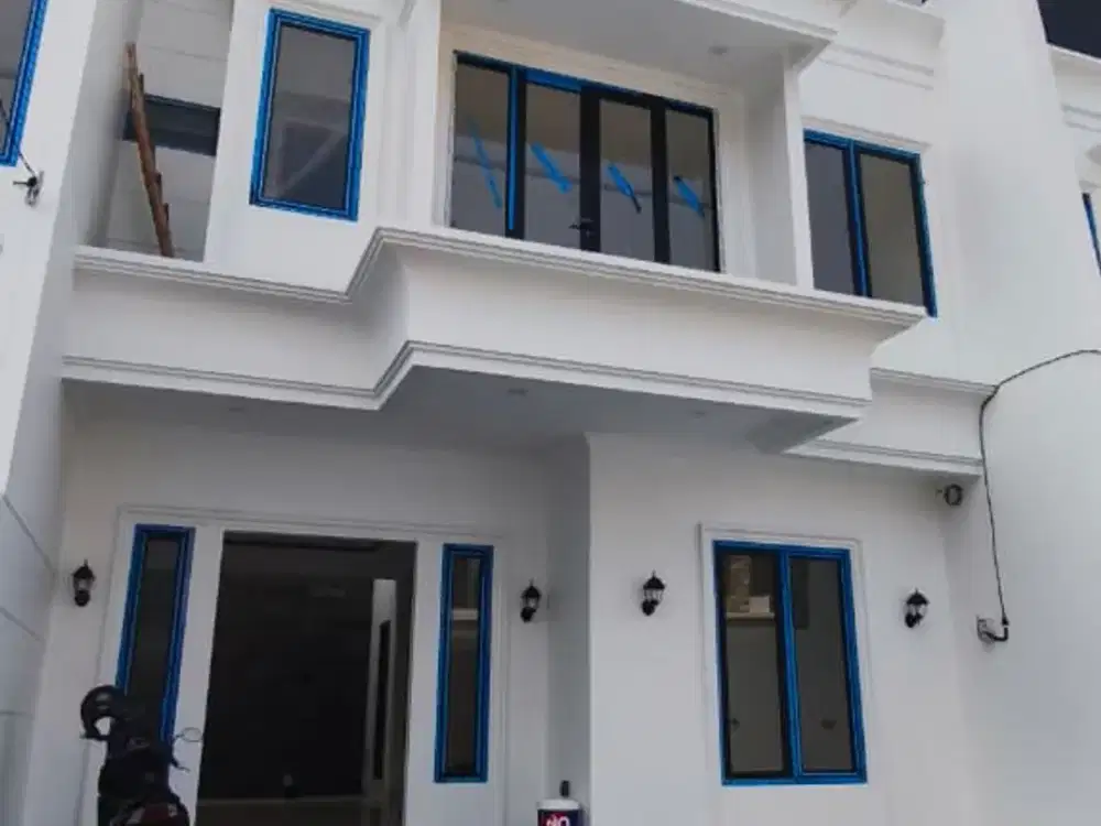 Rumah Baru 3 Unit 2 Lantai di Pondok Bambu Jakarta Timur