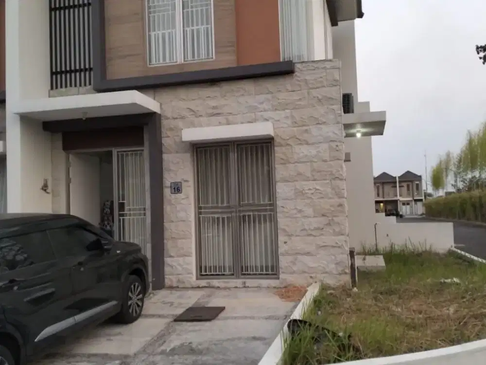 For Sale! Rumah Greenland, Menganti - Hook 2 Lantai