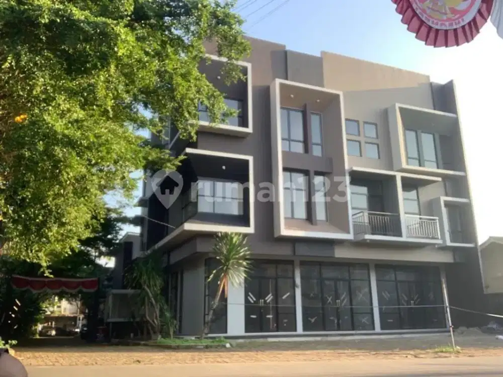 Ruko Bagus 3 Lantai di Bintaro Land Jombang