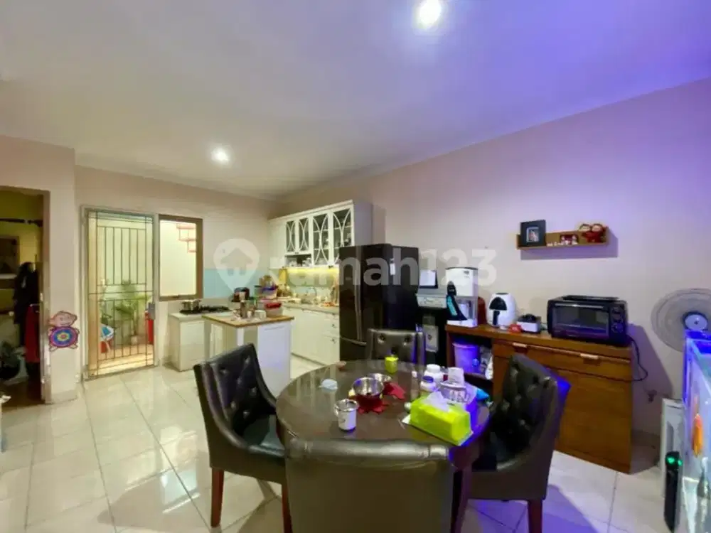 Rumah Full Furnish di Fiera Residence Graha Raya