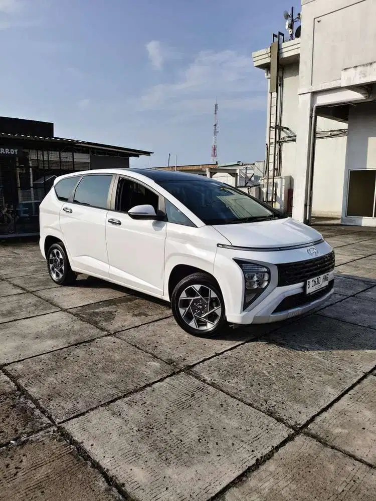 Hyundai Stargazer 2023 Bensin