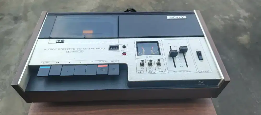 TAPE STEREO CASSETTE DECK SONY TC -134SD