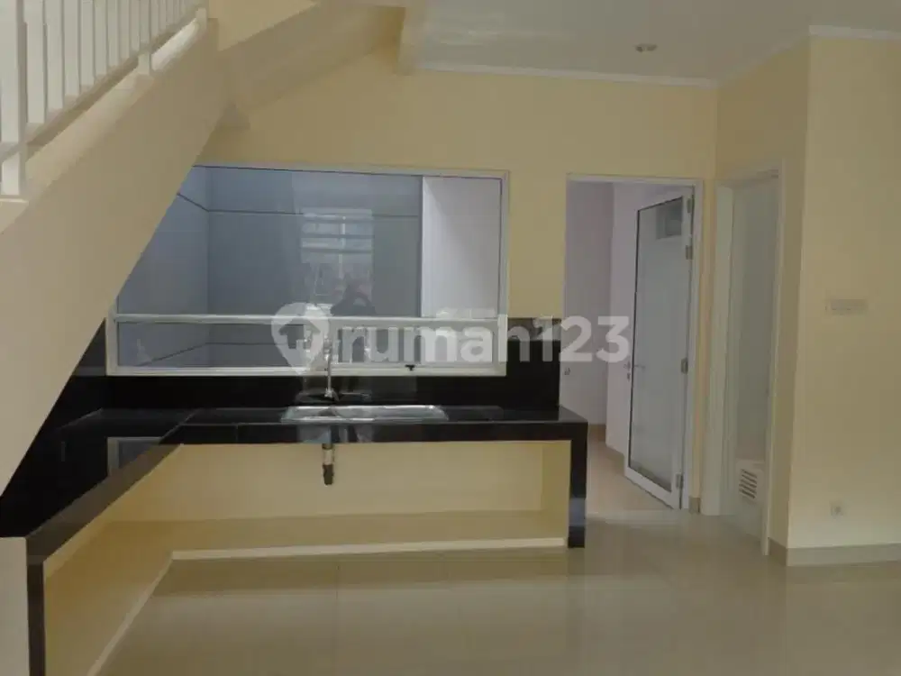 Rumah Tingkat di Discovery Aluvia Bintaro Jayal