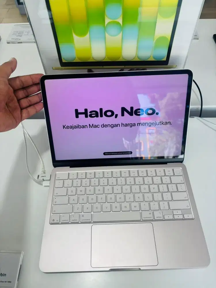 MACBOOK NEO 256GB BISA CICILAN BUNGA RINGAN DENGAN HOME CREDIT