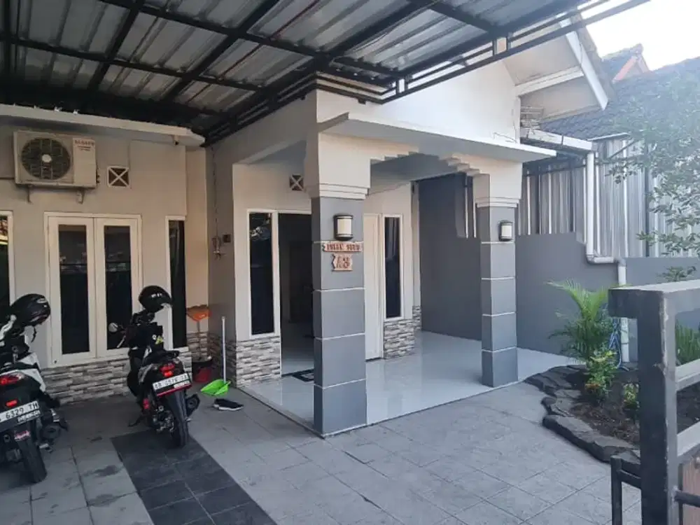 Disewakan Rumah Full Furnish 2 Lantai Dalam Perumahan Lokasi Di Sewon