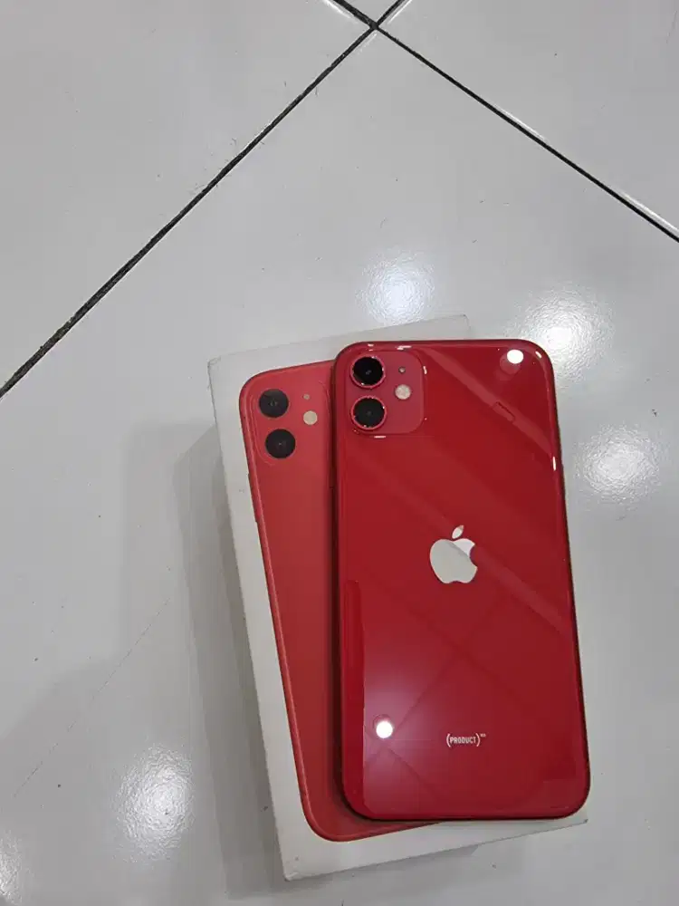Iphone 11 64GB Red Mulus Lengkap