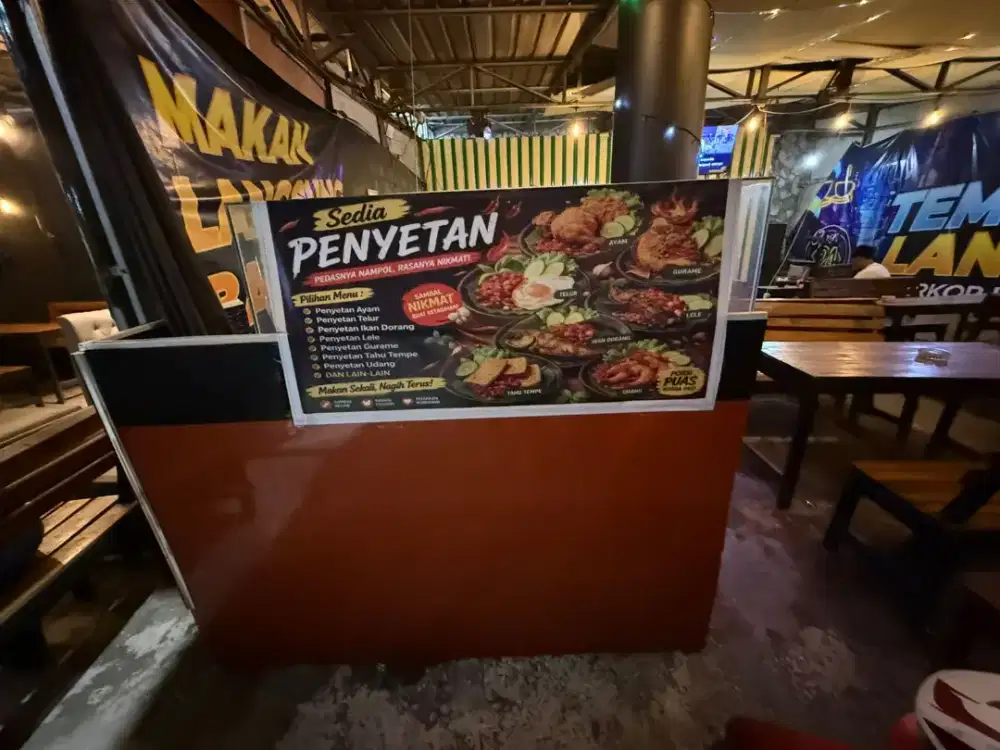 Meja + penggorengan