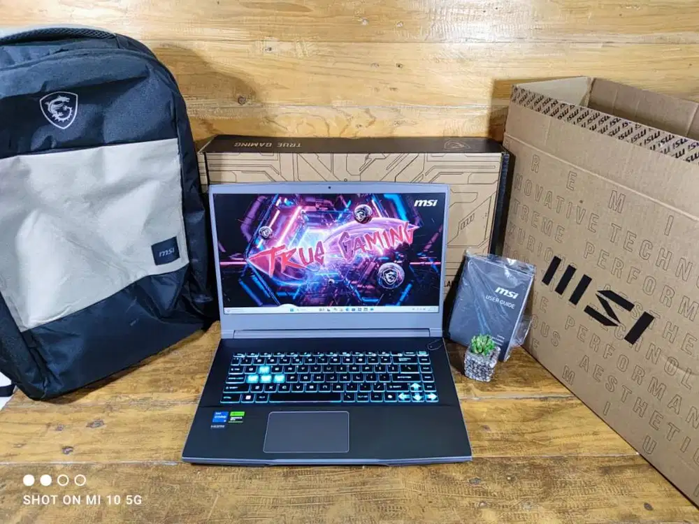 MSI Thin A15 B7UCX Ryzen 5 7535HS 8/512GB RTX2050 FULLSET GARANSI 2027