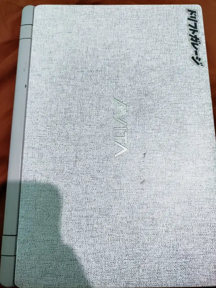 Laptop mati merk Avita