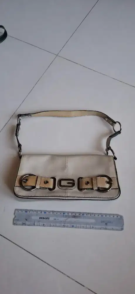 Tas guess original