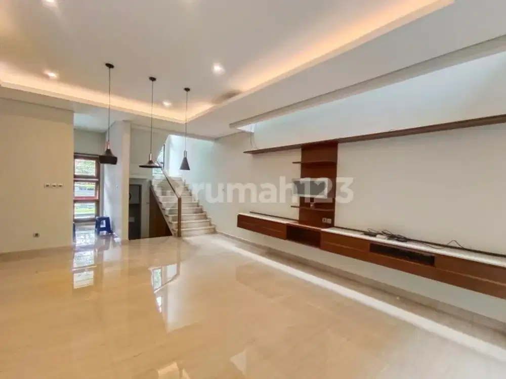 Jual Rumah Pusat Kota Bandung Sayap Gatot Subroto Buranrang Bandung Semi Furnished SHM - Sertifikat Hak Milik