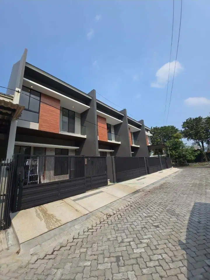 Dijual Rumah Baru Gress di Perumahan Elit Panjang Jiwo Permai Selatan