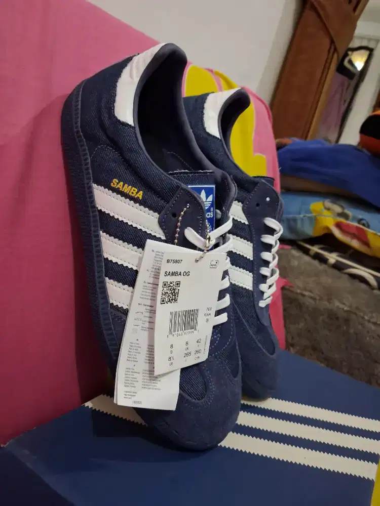 Sale..Adidas Samba Jeans Navy
Size 42