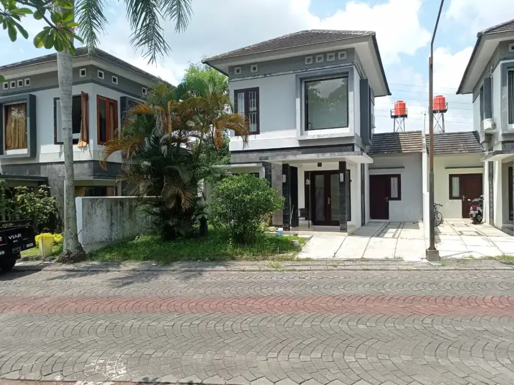 Rumah 2 Lantai Dalam Perum Fasco Mansion Yogyakarta #Kode : RSH 003