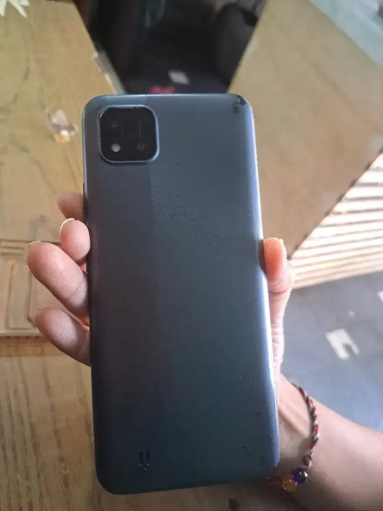 Realme c20. Ram 2/32. Minus kaya di pict. Sentuhan normal. Hp only.