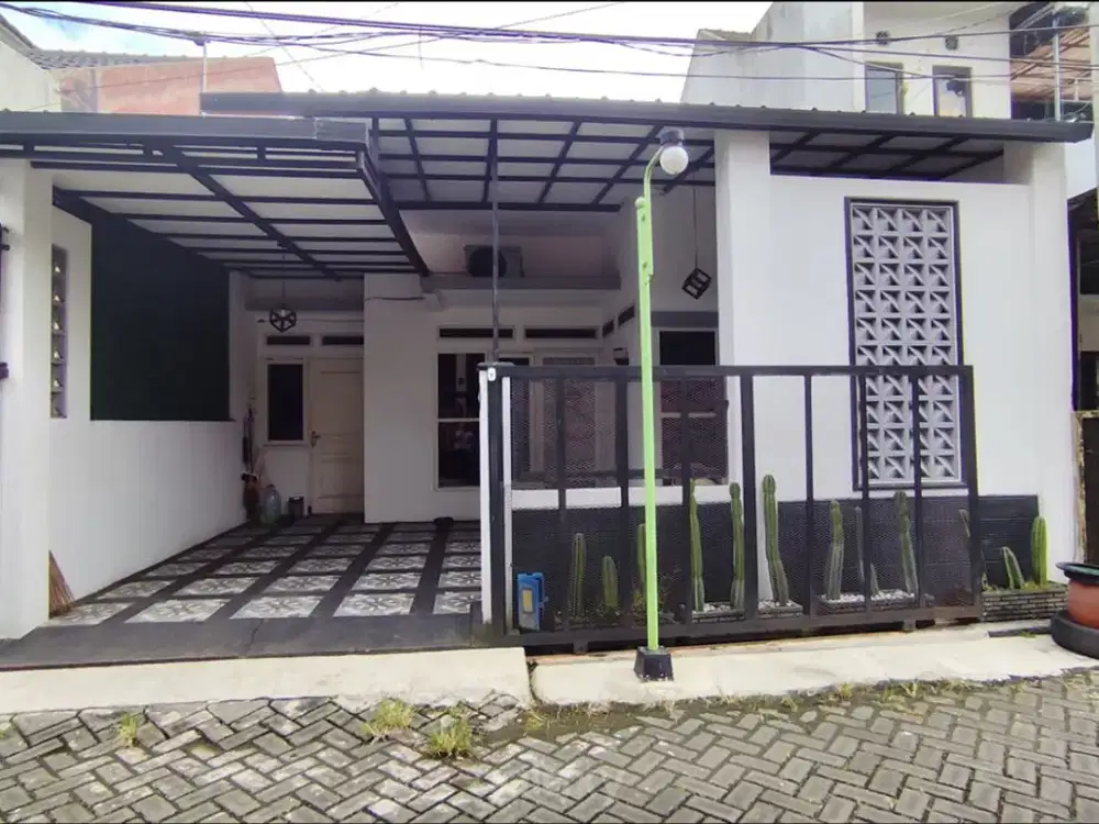 Rumah Bagus Siap Huni Sulfat Blimbing Malang GMK04030