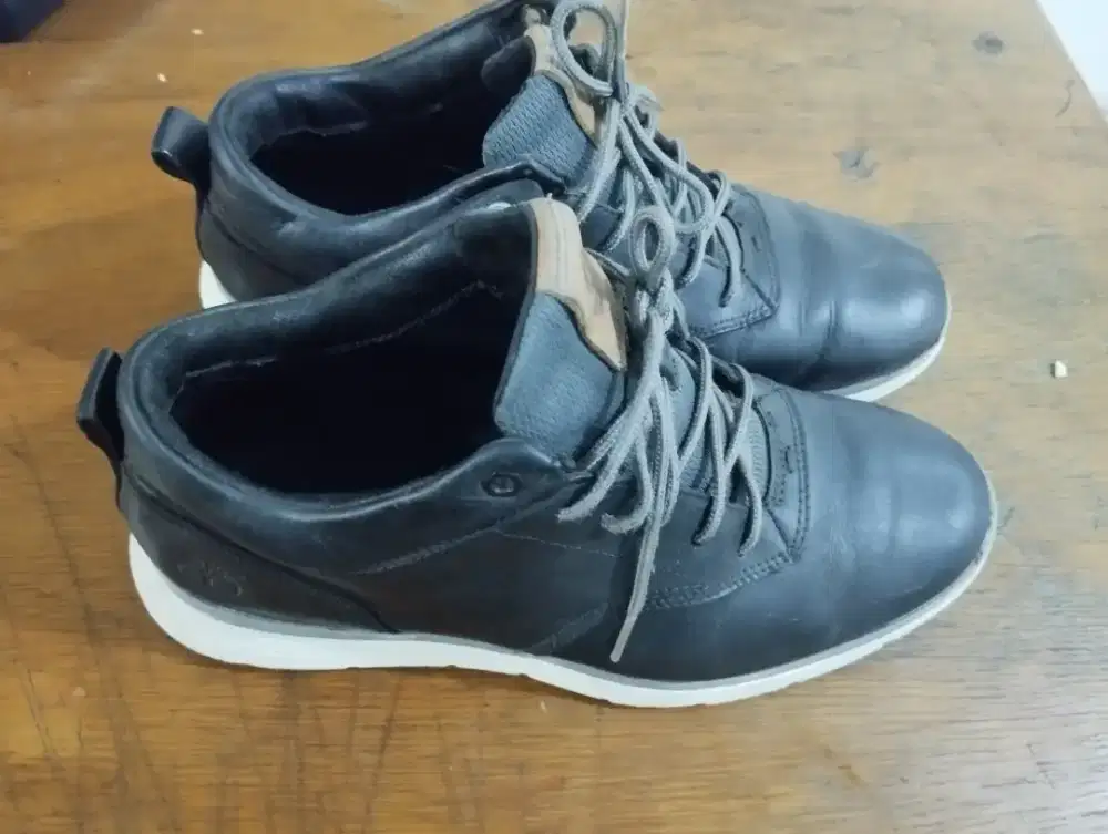 Jual sepatu timberland