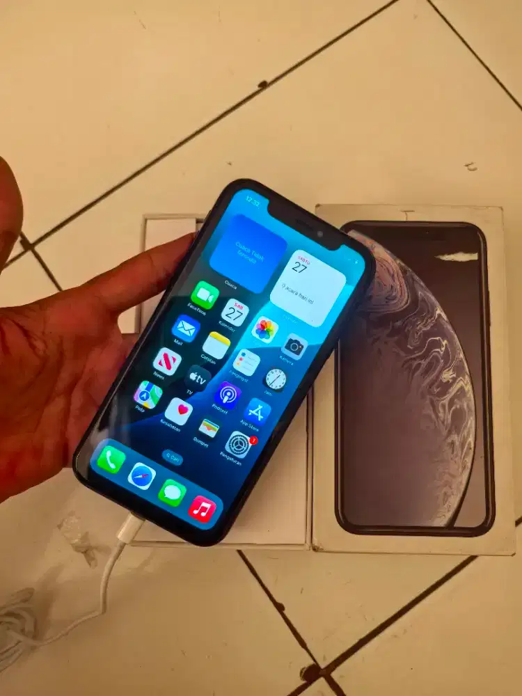 IPHONE XR 64 GB