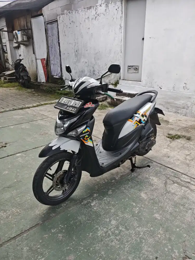 Honda beat pop 2019