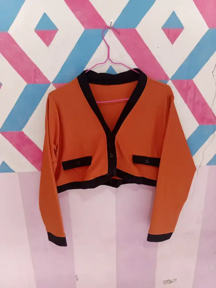 Dijual baju serba murah aja