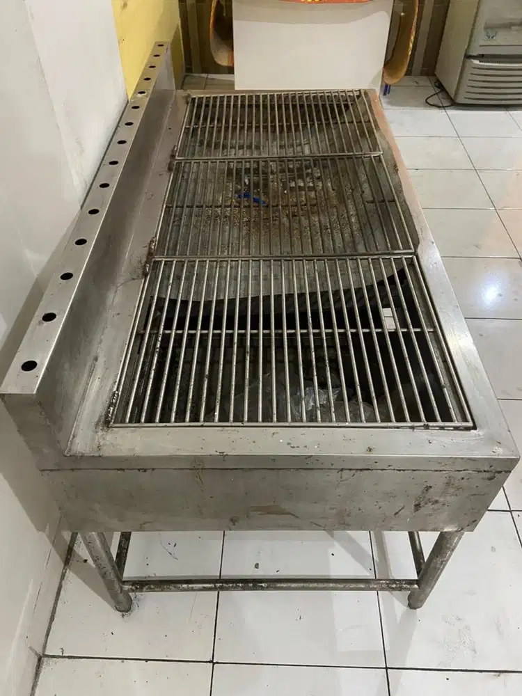 Tempat Bakaran/Barbeque Serbaguna