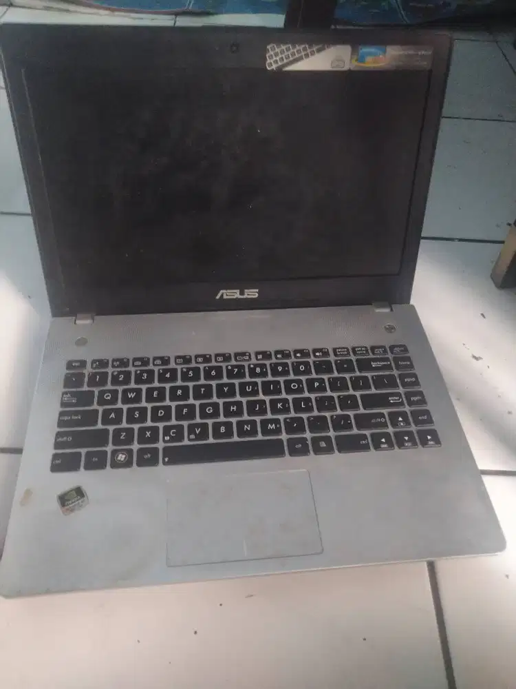Asus N46V8 i7 Gt 650m matot tanpa hardisk, ram, baterai, adaptor