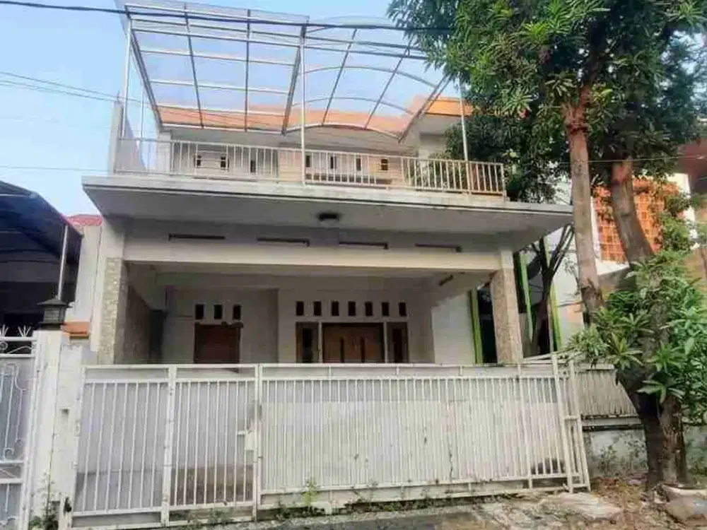 di sewakan rumah 2 lantai 4 kamar tidur di prima harapan regency Bekasi