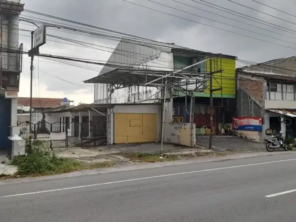 Disewakan Ruang Usaha Lokasi Strategis di Jalan Solo-Yogya, Kalasan Sleman