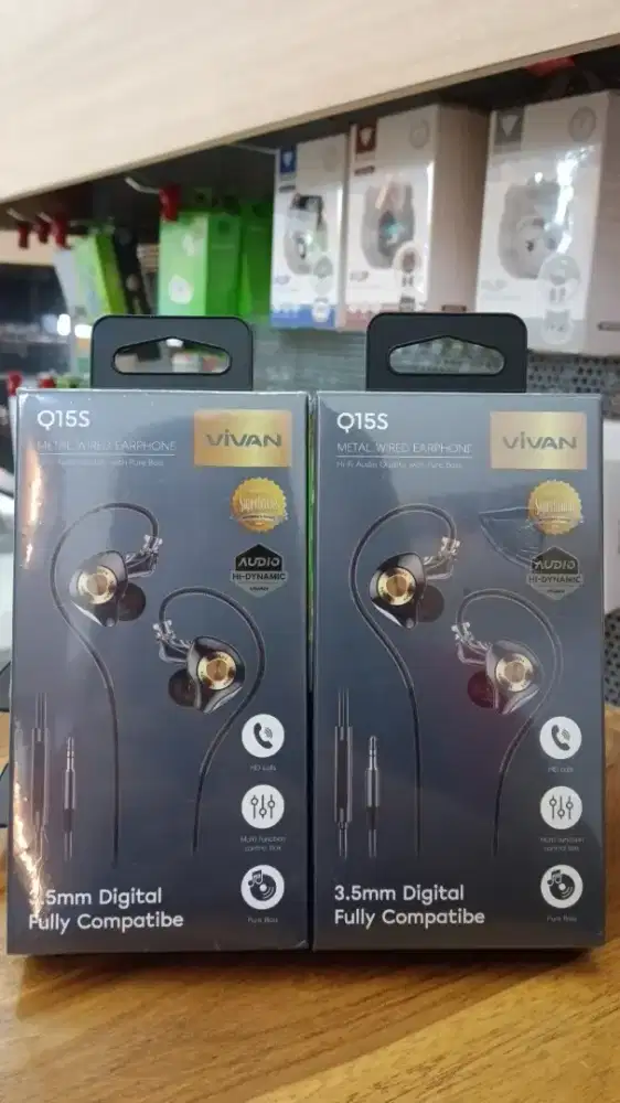WIRED IN EAR EARPHONE
