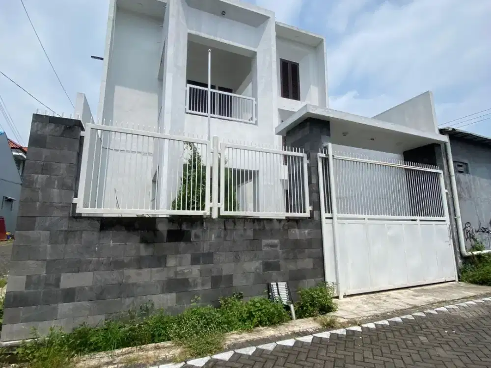 Hunian Luas dan Elegan di Griya Permata Alam. Dekat Universitas UMM, UB, UM, Terminal Landungsari, Exit Tol Malang Malang, Town Square (MATOS). MLG000