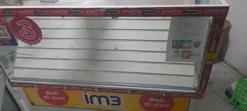 Etalase Konter dan Lemari Rak Besar