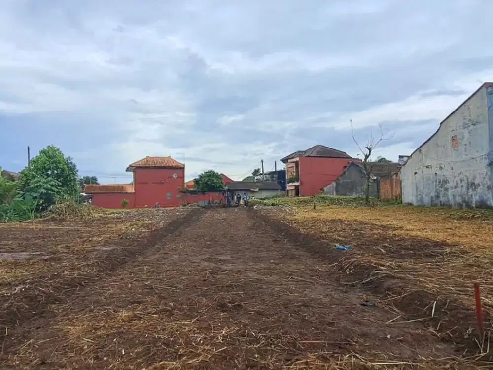 Tanah Dijual 400 Meter Polsek Ciomas, Pas Bangun Rumah