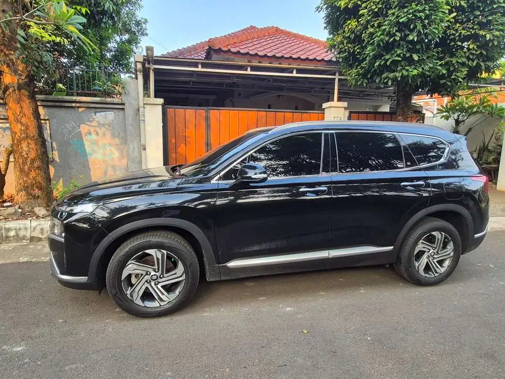 Hyundai Santa Fe 2023 Bensin