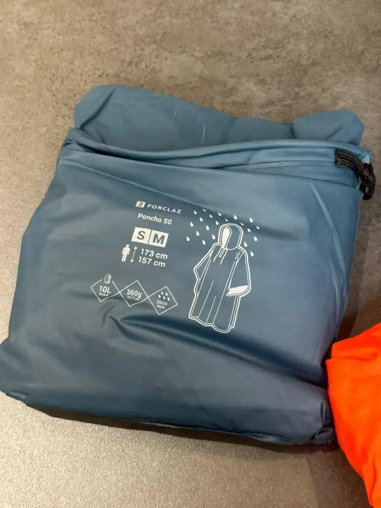Jas Hujan Poncho Decathlon