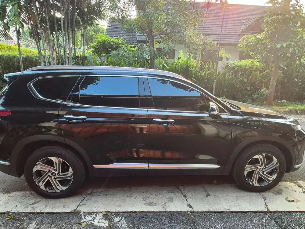Hyundai Santa Fe 2023 Bensin