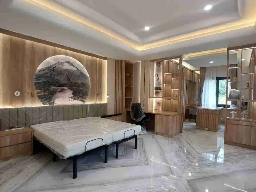 Dijual Rumah Mewah LT. 900 m2 Kebun Jeruk Jakarta Barat