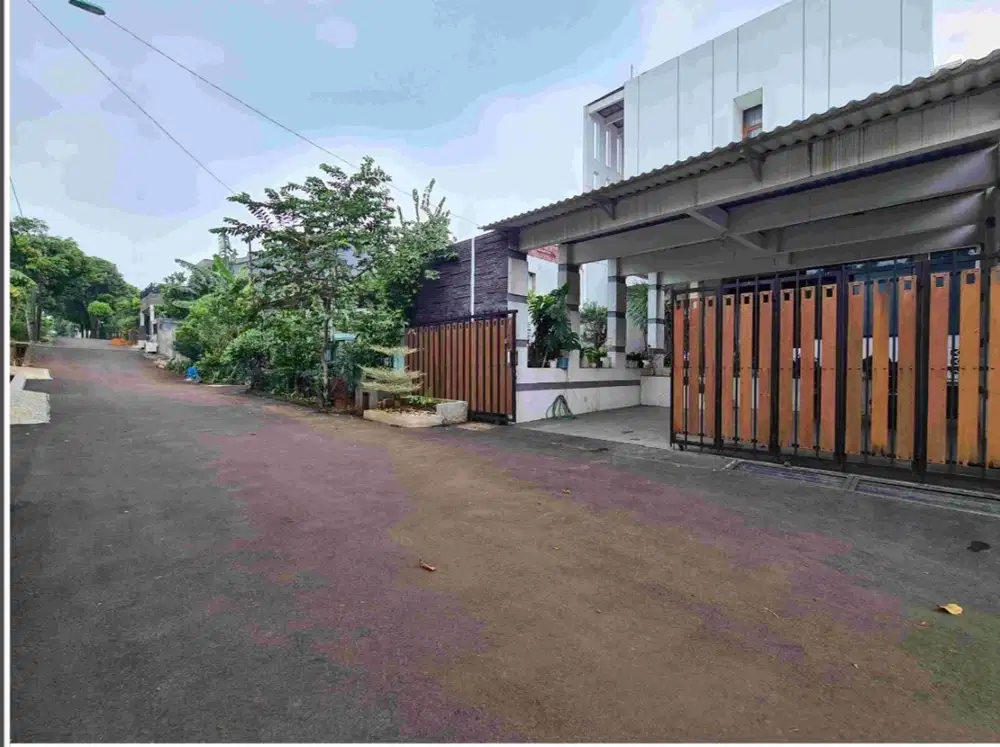 Disewakan rumah di Kavling Kowilhan Jakarta Timur