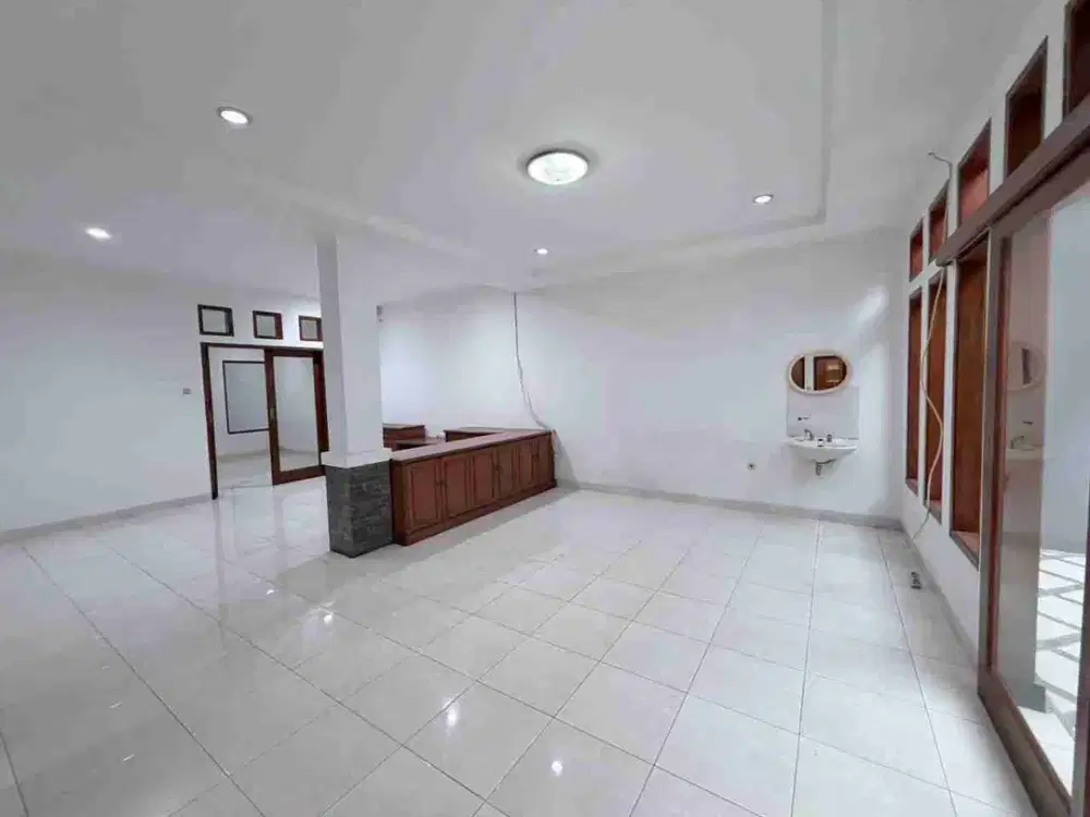 Disewakan Rumah Siap Huni di Hegarmanah Raya Setiabudi Bandung Utara